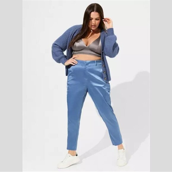 Torrid - Relaxed Taper Satin Cargo Pant in Blue Horizon​​​​ - Picture 10 of 12
